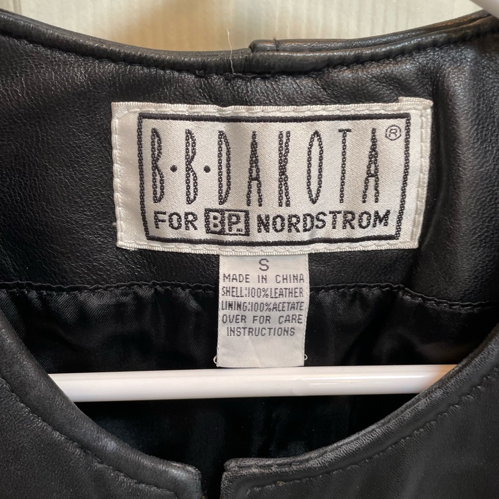 Women’s leather vest vintage